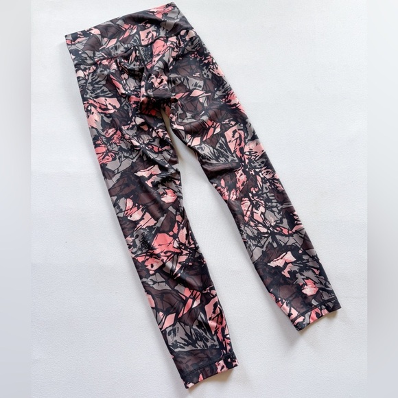 Lululemon Leggings High Times Pant (Full-On Luxtreme size 6 015-A - Picture 2 of 7